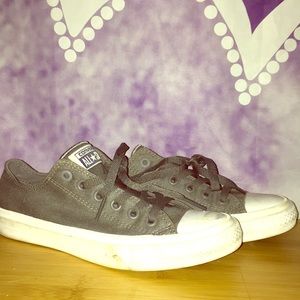 Converse Low Tops II
